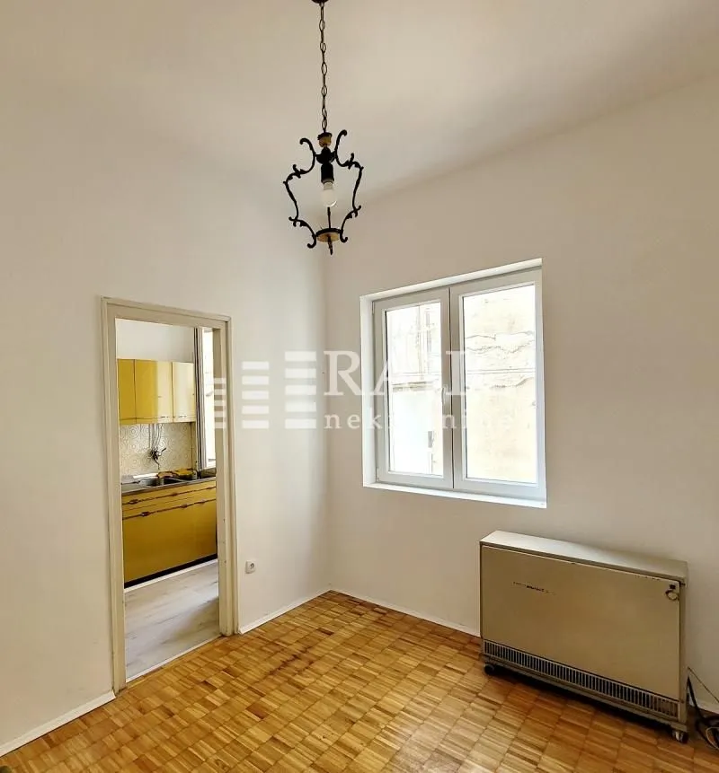 Rent, two bedroom apartment, 75m², Savski Venac, Beograd
