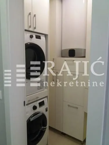 Rent, two bedroom apartment, 66m², Stari Grad, Beograd