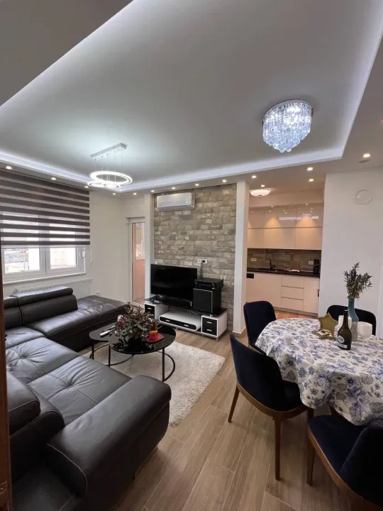 Prodaja, dvosoban stan, 57m², Žabljak, Crna Gora