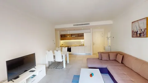 Prodaja, dvosoban stan, 55m², Tivat, Crna Gora - image 2