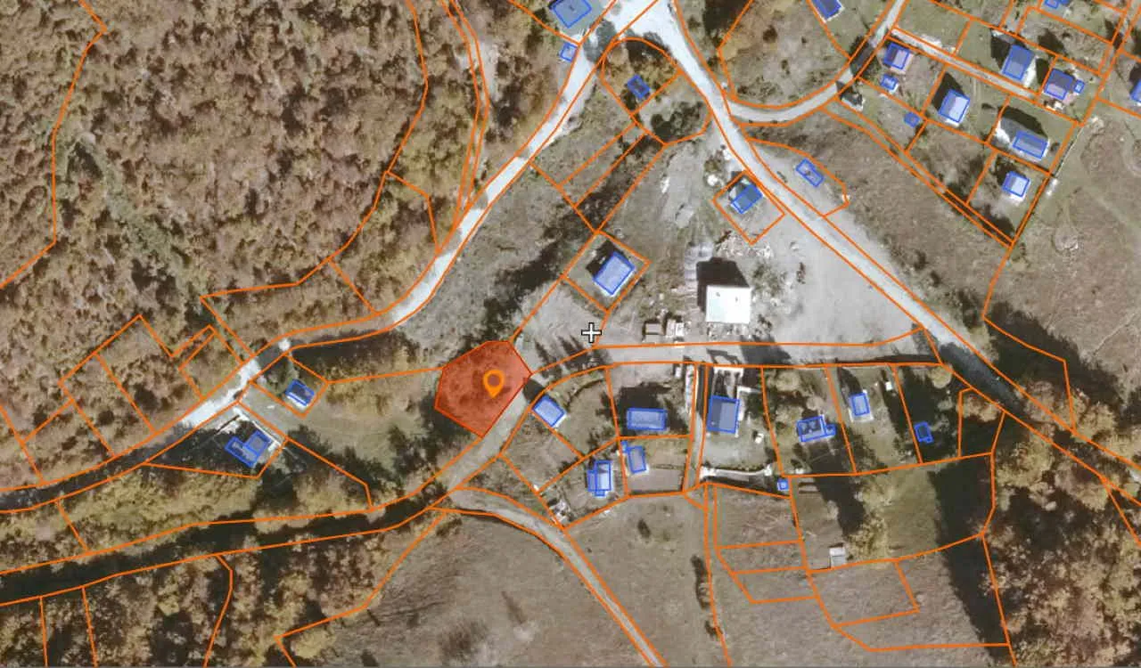 Prodaja, plac, 651m², Veruša, Podgorica