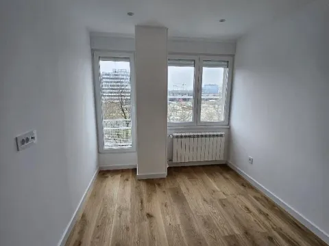 Izdavanje, poslovni prostor, 85m², Novi Beograd Blok 23, Novi Beograd Sve Podlokacije - image 3