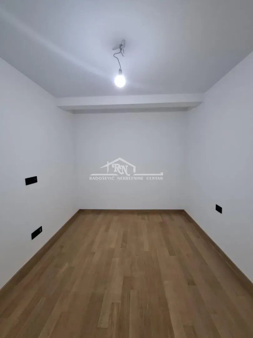 Sale, three bedroom apartment, 78m², Zvezdara Sve Podlokacije, Beograd