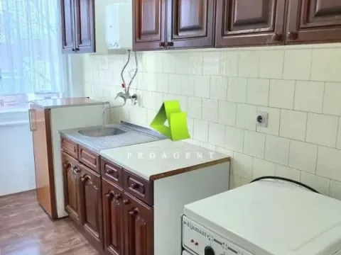 Rent, two bedroom apartment, 54m², Pantelej, Niš - image 4