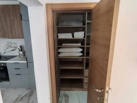 Izdavanje, jednosoban stan, 50m², Donja Lastva, Tivat - image 6