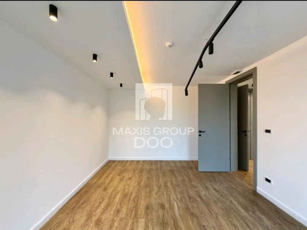 Rent, office space, 563m², Savski Venac, Beograd