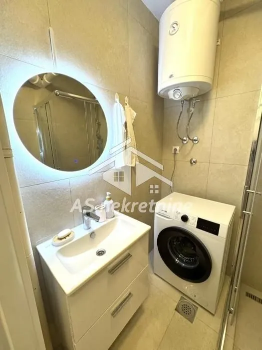 Izdavanje, dvosoban stan, 44m², Čukarica, Beograd