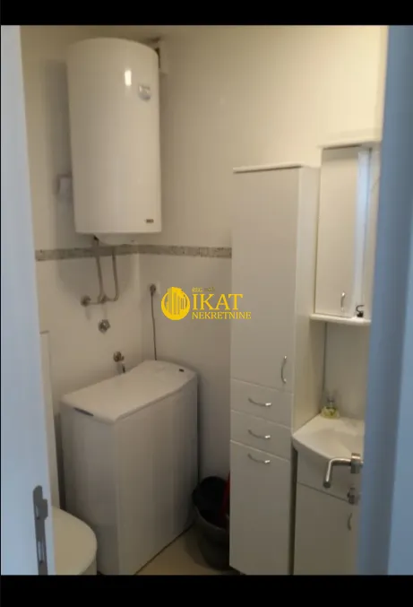 Rent, one bedroom apartment, 35m², Vojvode Vlahovica, Beograd
