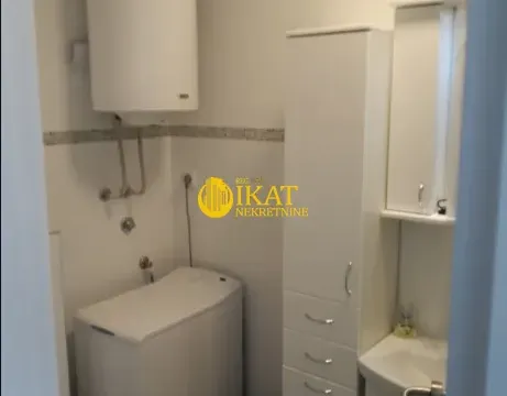 Rent, one bedroom apartment, 35m², Vojvode Vlahovica, Beograd - image 4