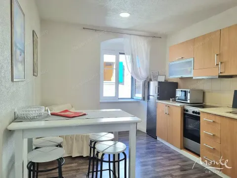 Prodaja, jednosoban stan, 34m², Grad, Kotor - image 17