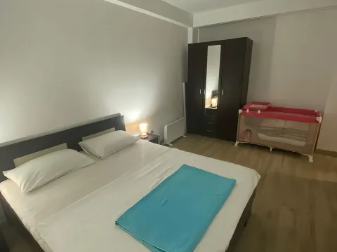 Izdavanje, dvosoban stan, 70m², Igalo, Herceg Novi - image 9