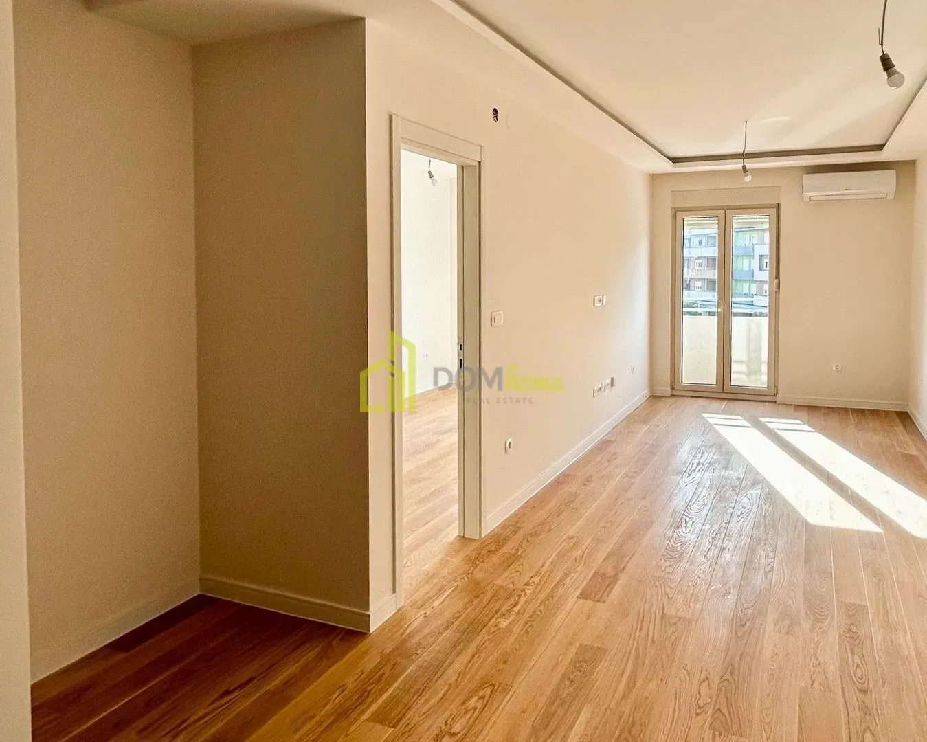 Rent, office space, 43m², Central Point, Podgorica