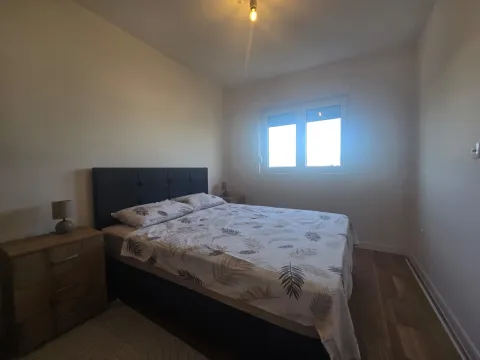 Izdavanje, jednosoban stan, 39m², Pobrežje, Podgorica - image 7