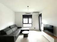 Izdavanje, jednosoban stan, 44m², Krivi Most, Podgorica - image 1