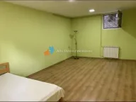 Izdavanje, kuća, 220m², Savski Venac, Beograd - image 19