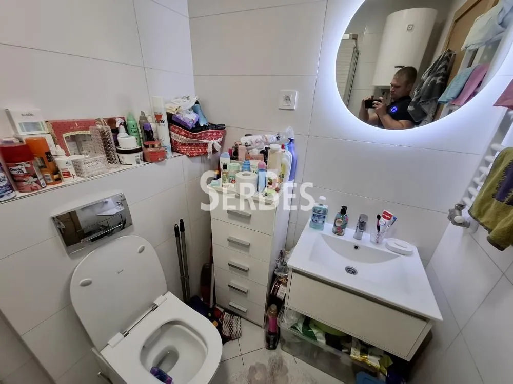 Izdavanje, dvosoban stan, 50m², Socijalno, Novi Sad Sve Podlokacije
