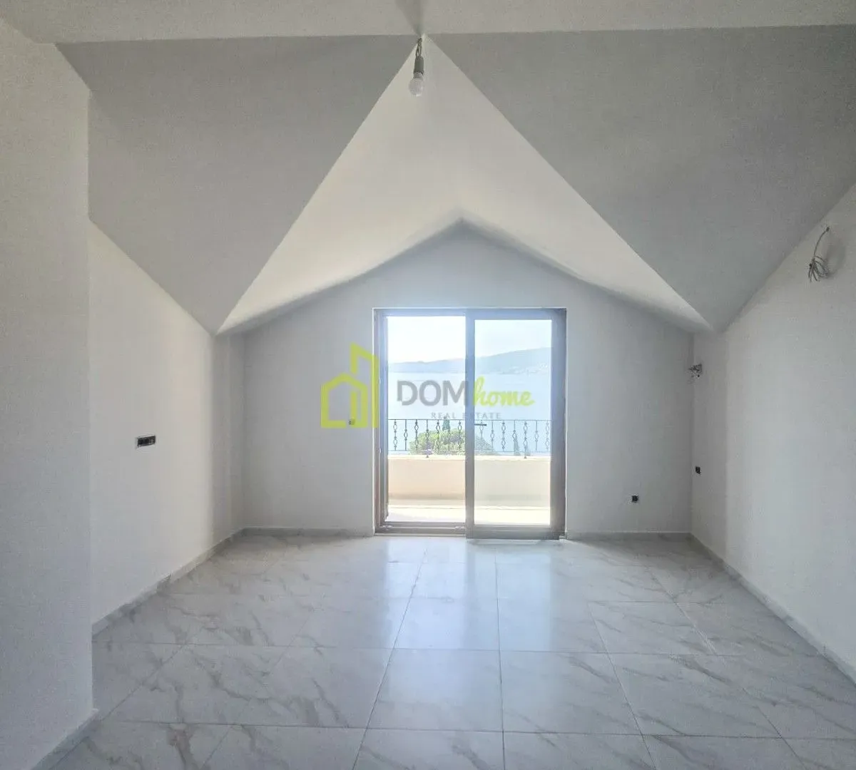 Sale, three bedroom apartment, 105m², Bijela, Herceg Novi