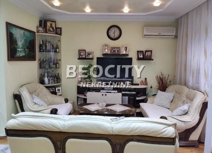Sale, apartment, 77m², Centar, Novi Sad