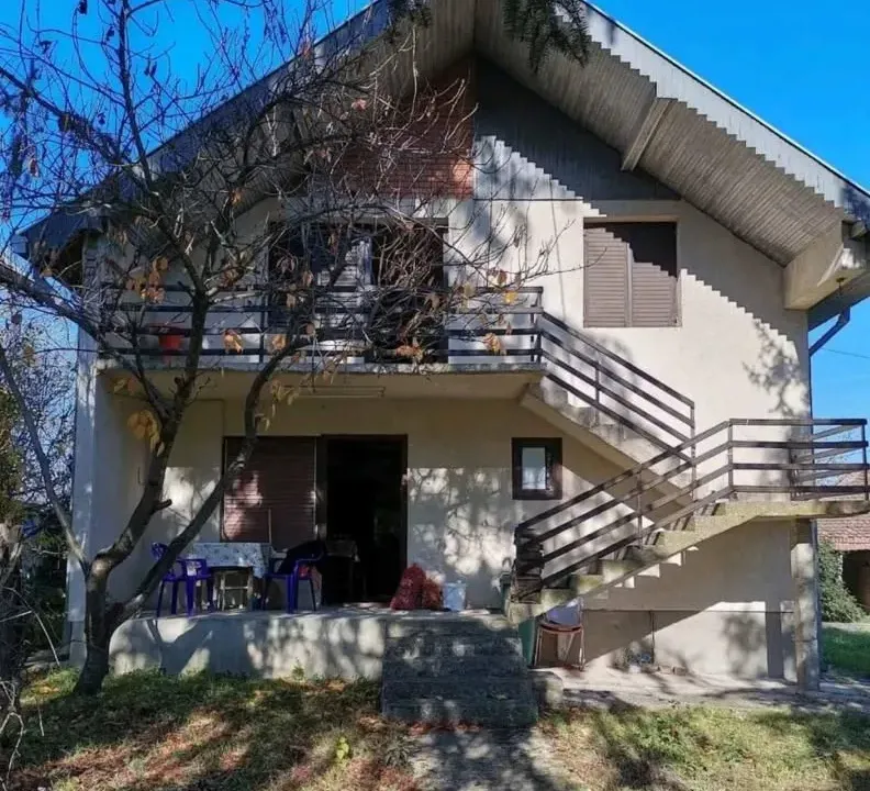 Prodaja, kuća, 158m², Šantarovac, Jagodina