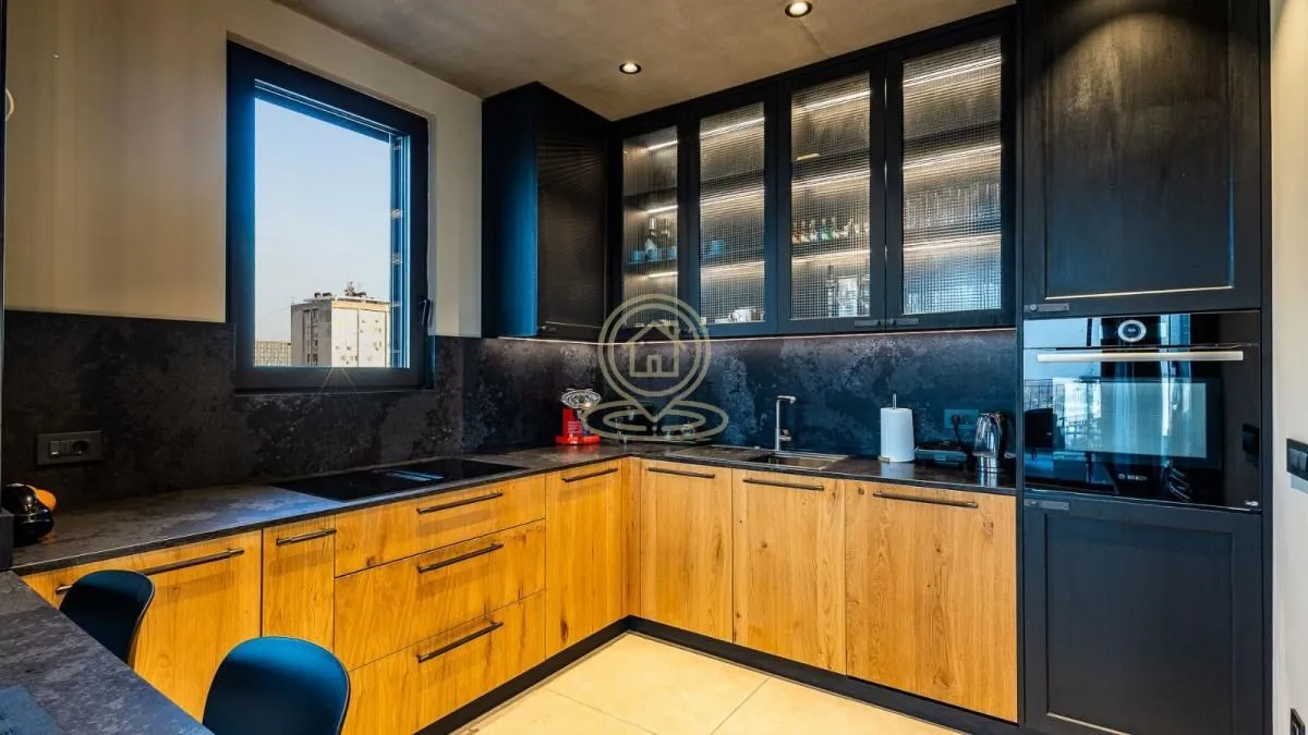 Rent, three bedroom apartment, 193m², Stari Grad, Beograd