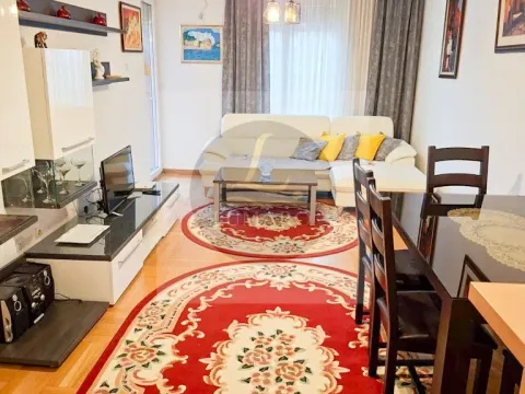 Prodaja, jednosoban stan, 50m², Krivi Most, Podgorica - image 2