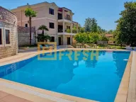 Sale, house, 300m², Zagorič, Podgorica - image 2