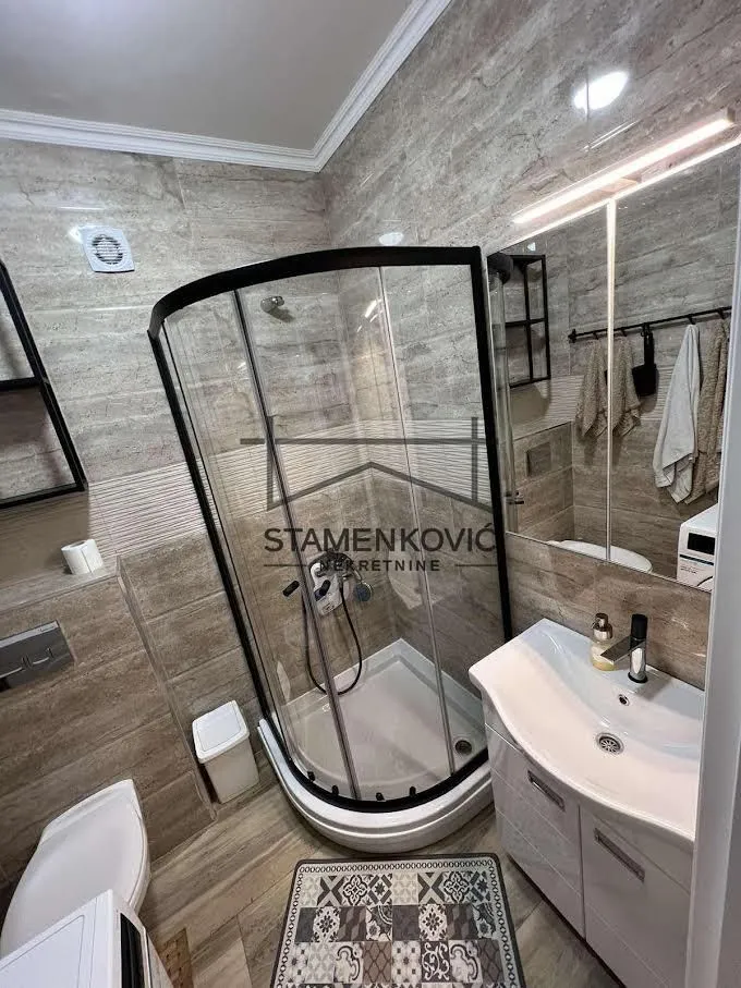 Prodaja, jednosoban stan, 31m², Vidovdansko naselje, Novi Sad Sve Podlokacije