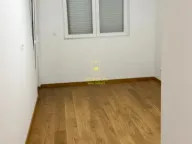 Prodaja, dvosoban stan, 71m², City Kvart, Podgorica - image 2