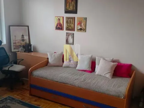 Prodaja, garsonjera, 24m², Bulevar patrijarha Pavla, Novi Sad Sve Podlokacije - image 1