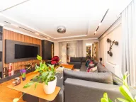 Prodaja, trosoban stan, 195m², Pobrežje, Podgorica - image 3