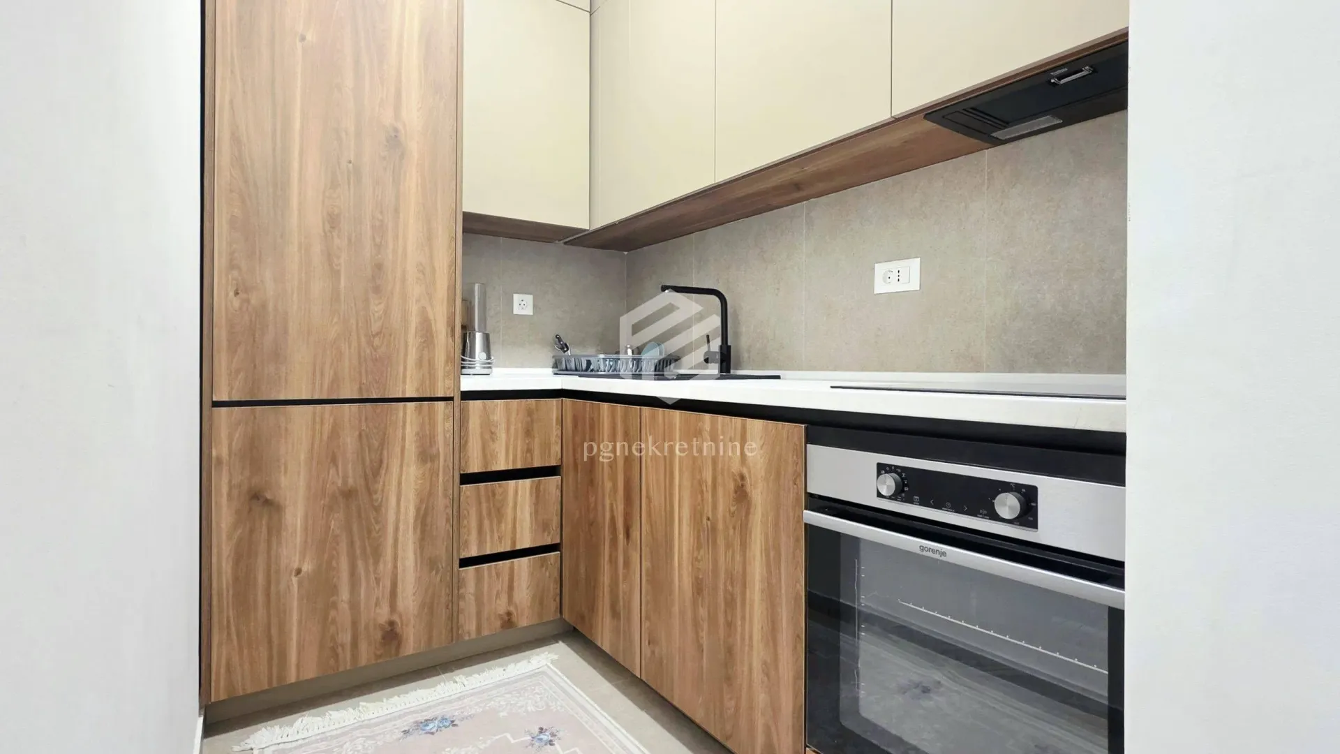 Rent, two bedroom apartment, 65m², Vezirov Most, Podgorica