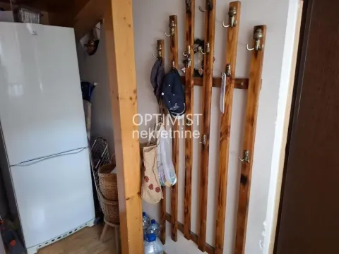 Prodaja, trosoban stan, 86m², Zemun Centar, Zemun Sve Podlokacije - image 4