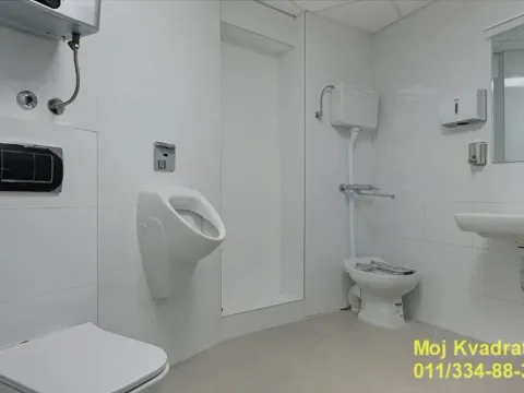 Rent, office space, 200m², Savski Venac, Beograd - image 17