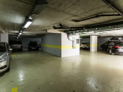 Izdavanje, dvosoban stan, 70m², Opatovo, Tivat - image 19