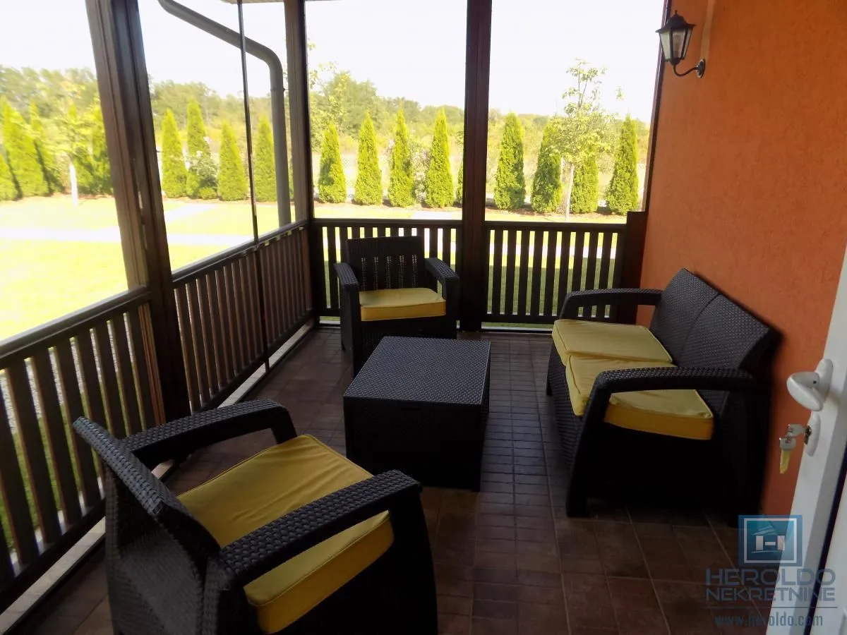 Sale, house, 96m², Karadjordjevo brdo, Paraćin