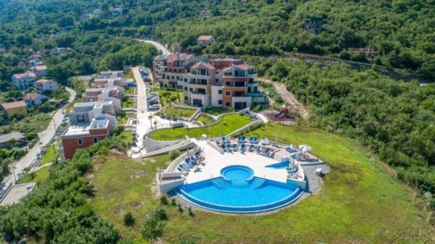 Sale, one bedroom apartment, 60m², Morinj, Kotor