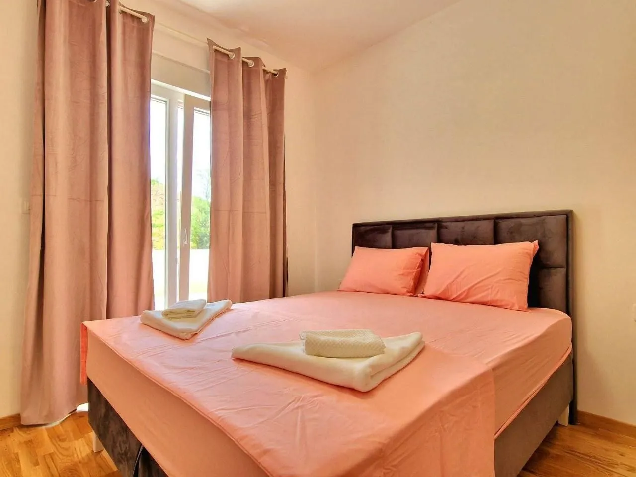 Sale, one bedroom apartment, 39m², Bečići, Budva