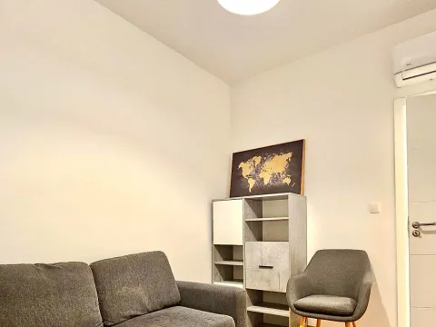 Rent, two bedroom apartment, 66m², Pobrežje, Podgorica - image 9