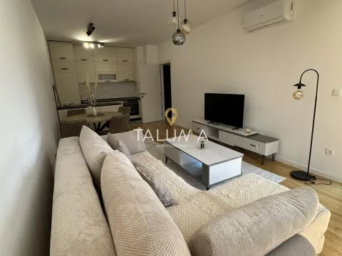 Rent, two bedroom apartment, 64m², Stari Aerodrom, Podgorica - image 1