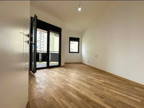 Prodaja, jednosoban stan, 57m², Zagorič, Podgorica - image 2