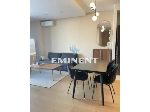 Izdavanje, trosoban stan, 90m², Savski Venac, Beograd - image 2