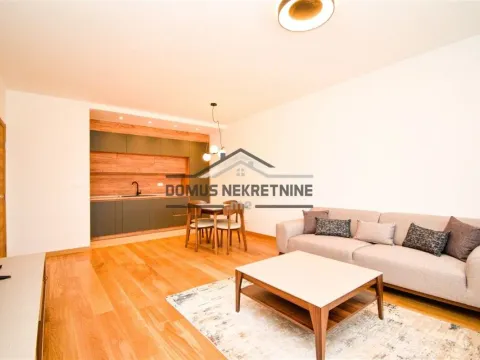 Rent, two bedroom apartment, 75m², City Kvart, Podgorica - image 4