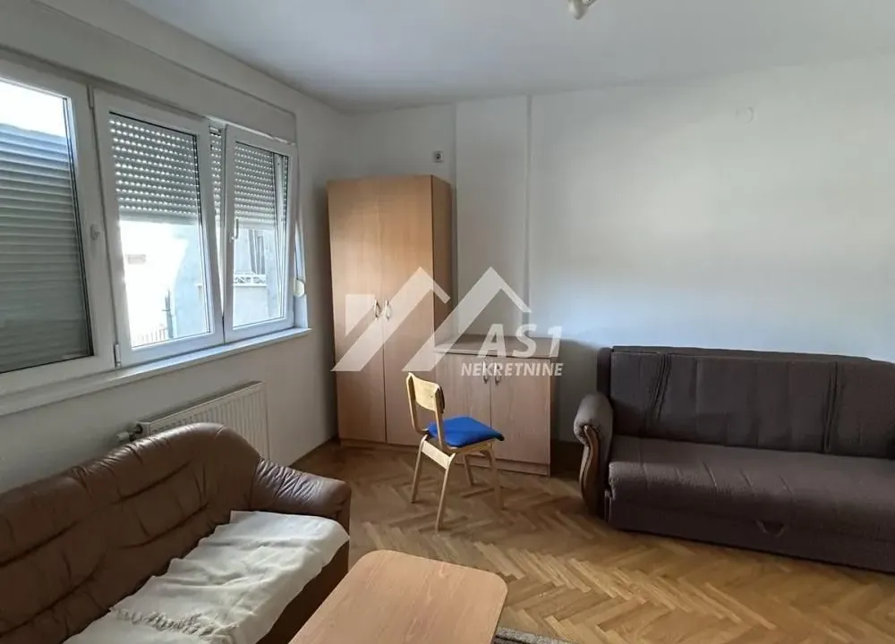 Izdavanje, stan, 24m², Grbavica, Novi Sad Sve Podlokacije