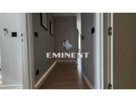 Izdavanje, trosoban stan, 79m², Savski Venac, Beograd - image 8