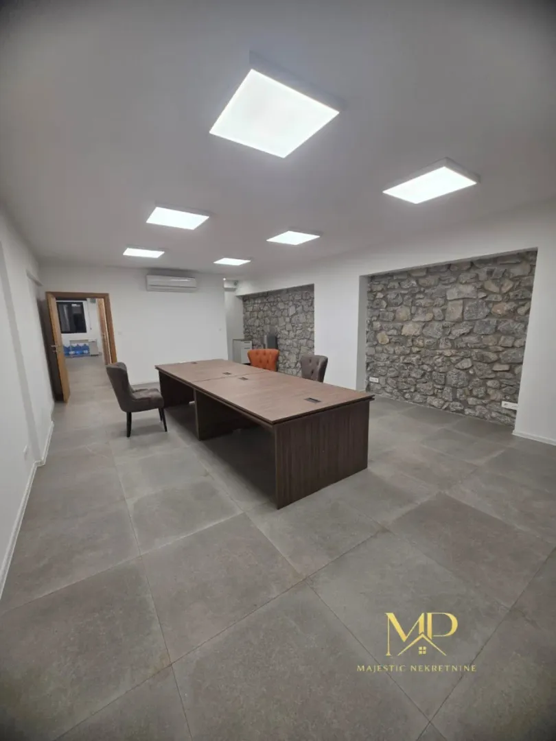 Rent, office space, 120m², Centar, Podgorica