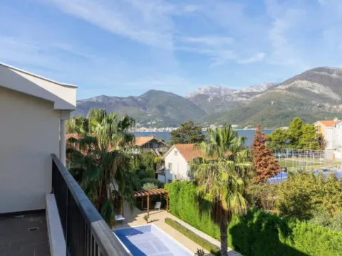 Sale, two bedroom apartment, 93m², Donja Lastva, Tivat