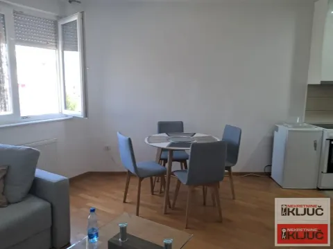 Rent, studio apartment, 28m², Bulevar patrijarha Pavla, Novi Sad Sve Podlokacije - image 4