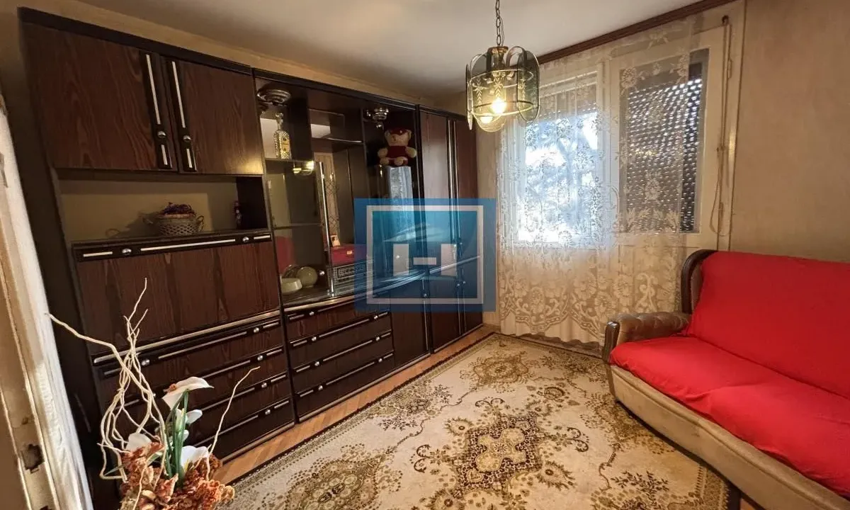 Prodaja, dvosoban stan, 56m², Kajsijar, Jagodina