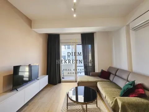 Izdavanje, jednosoban stan, 43m², Centar, Bar - image 14