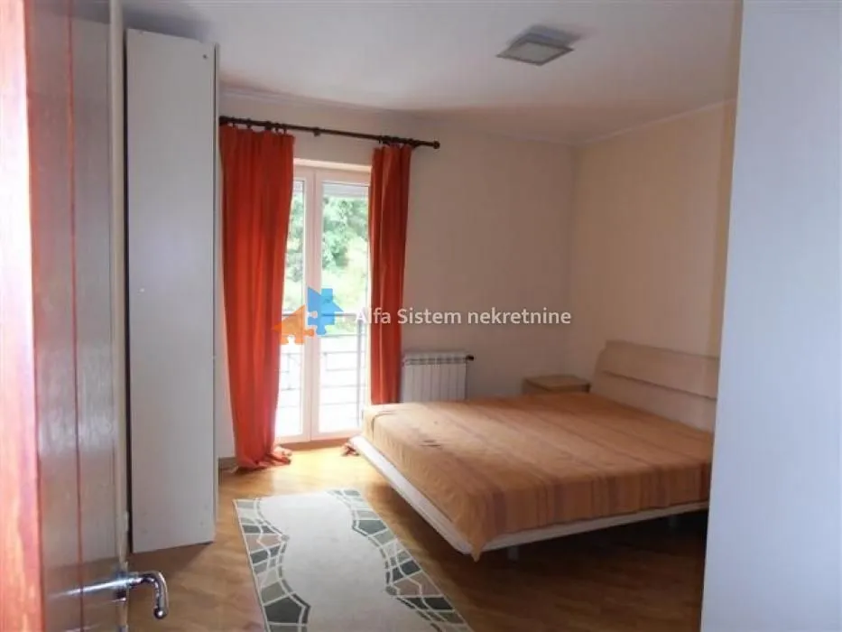 Rent, three bedroom apartment, 130m², Savski Venac, Beograd